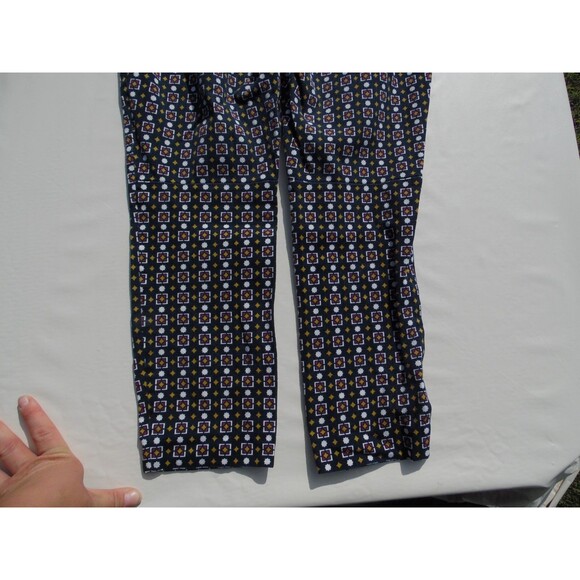 J Crew Pants Womens 8 Geometric  Fit Flat Front Capris - Picture 6 of 7